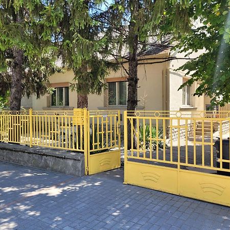 Tulipán Vendégház Siófok Exterior foto
