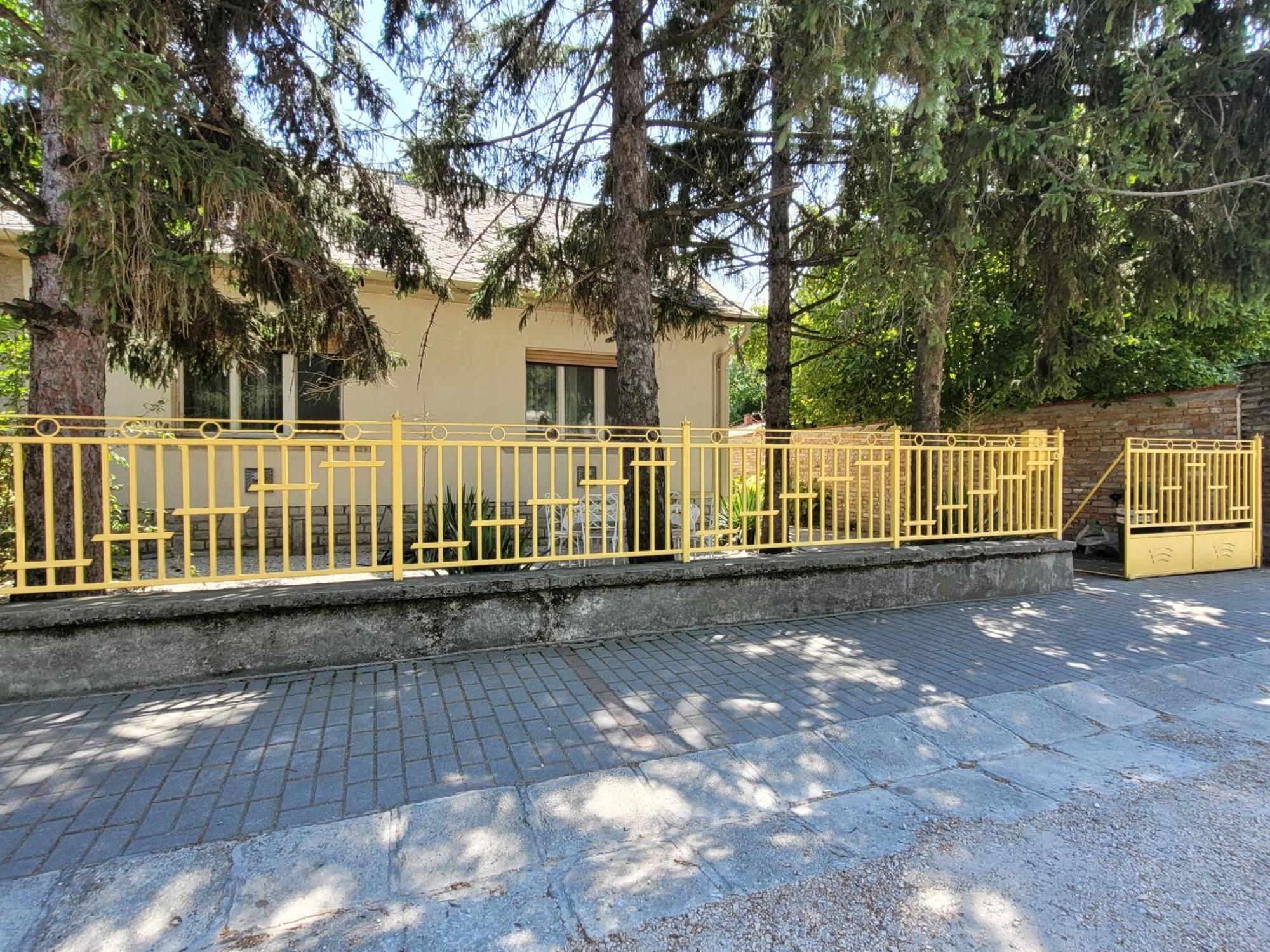 Tulipán Vendégház Siófok Exterior foto