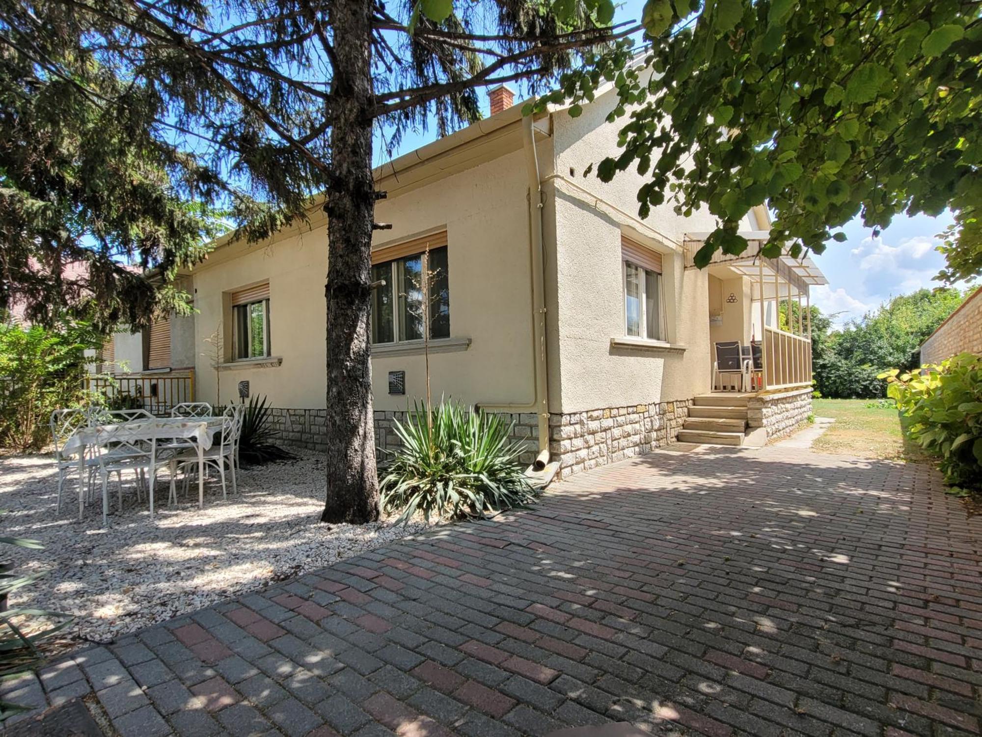 Tulipán Vendégház Siófok Exterior foto